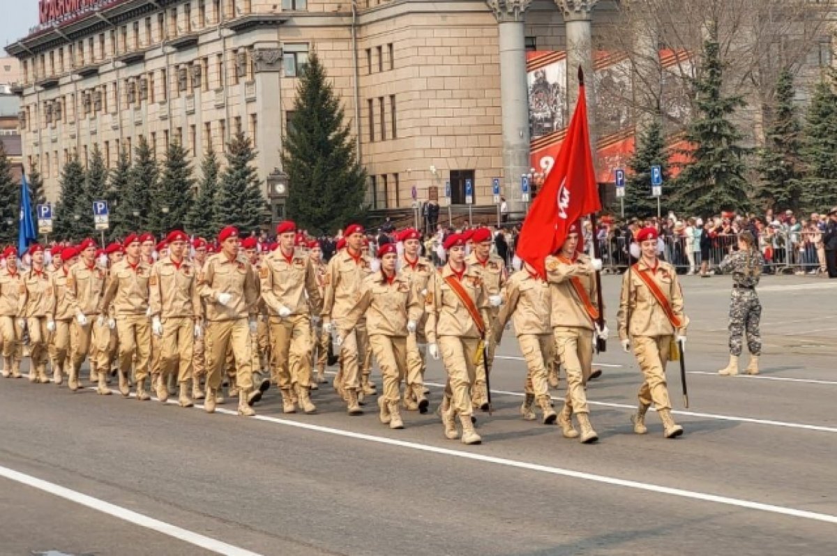    В параде Победы участвуют воинские части, подразделения силовых структур и курсанты.