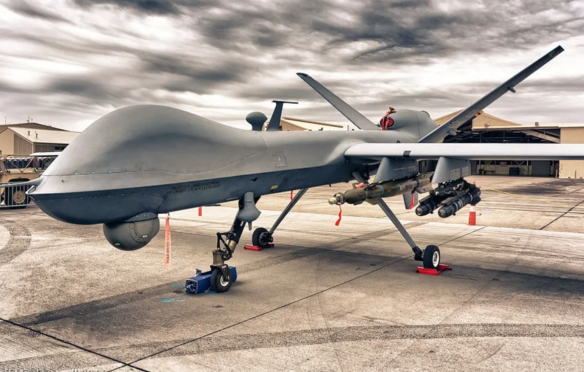 Беспилотник сша. БПЛА mq-9 Reaper. БПЛА Predator mq-9. Беспилотник США mq-9 Reaper. Mq9 Рипер БПЛА.