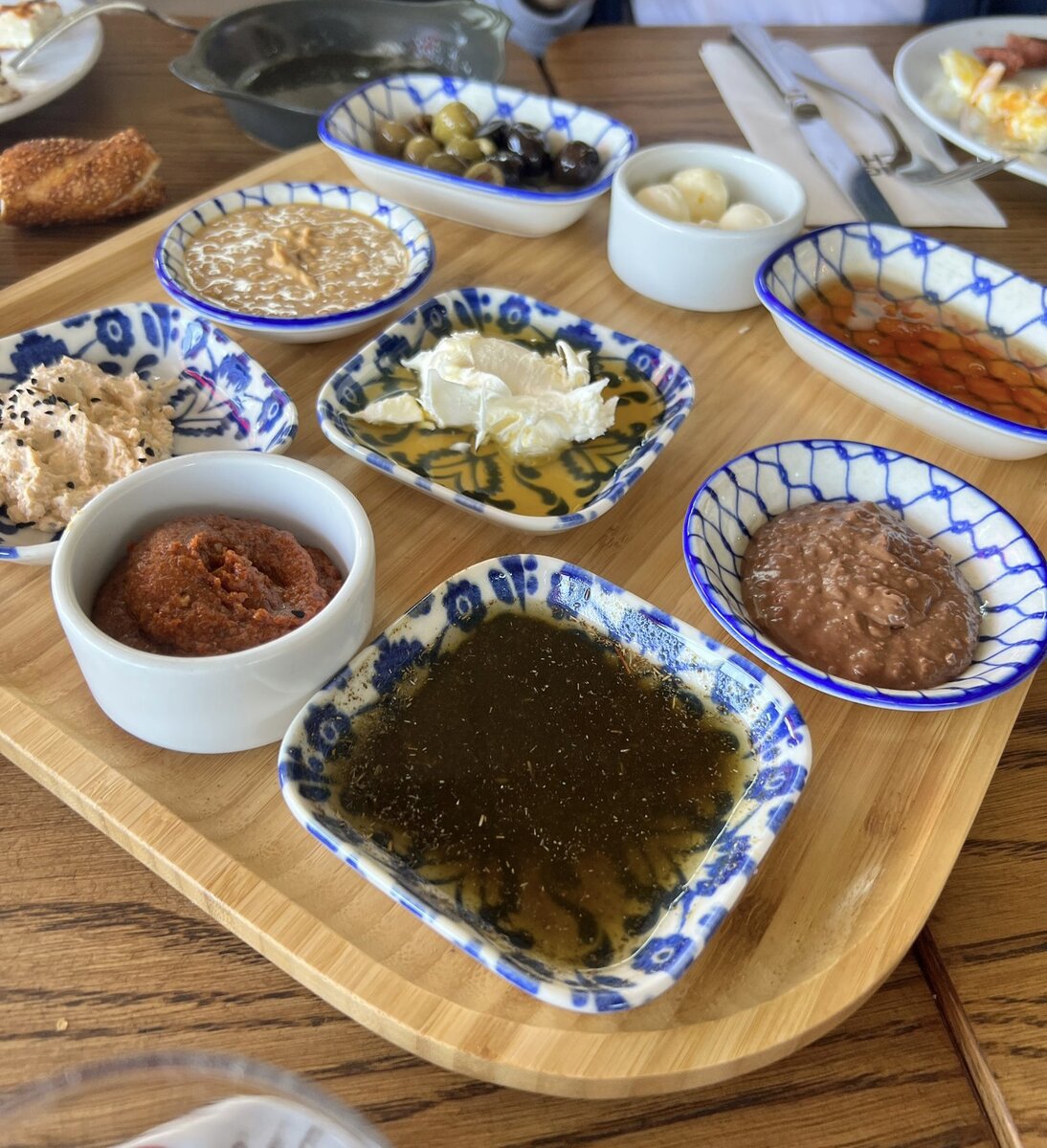 Завтрак в кафе Big Chefs