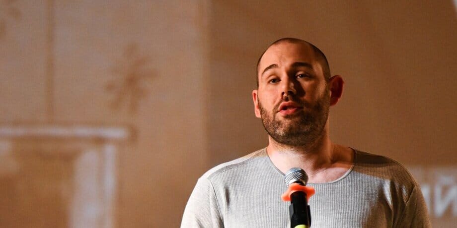 Исковая волна: иноагенты требуют избавить их от статуса