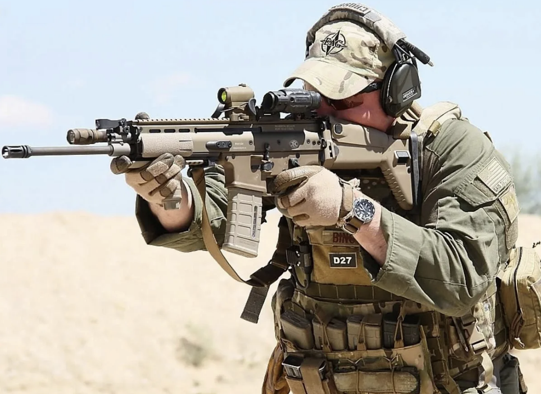 Экипировка чвк. Марксман USMC. Солдат с FN scar. Штурмовые винтовки FN. Снайпер USSOCOM
