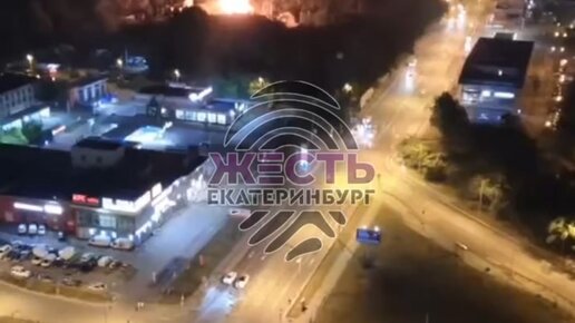 Жесть екатеринбург. Жесть екатеринбург. Жесть екатеринбург. Авария в екатеринбурге улице металлургов. Жесть екатеринбург.