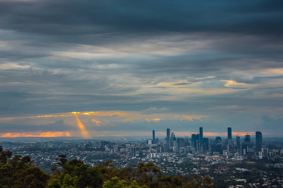 Brisbane City и западные районы города. Вид со смотровой площадки на Mt Coot-Tha.