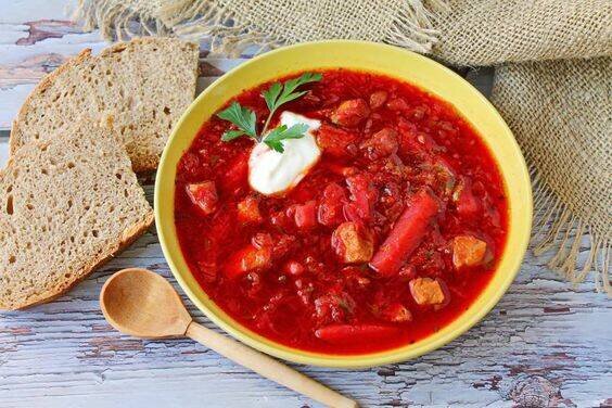 Наваристый борщ без свеклы