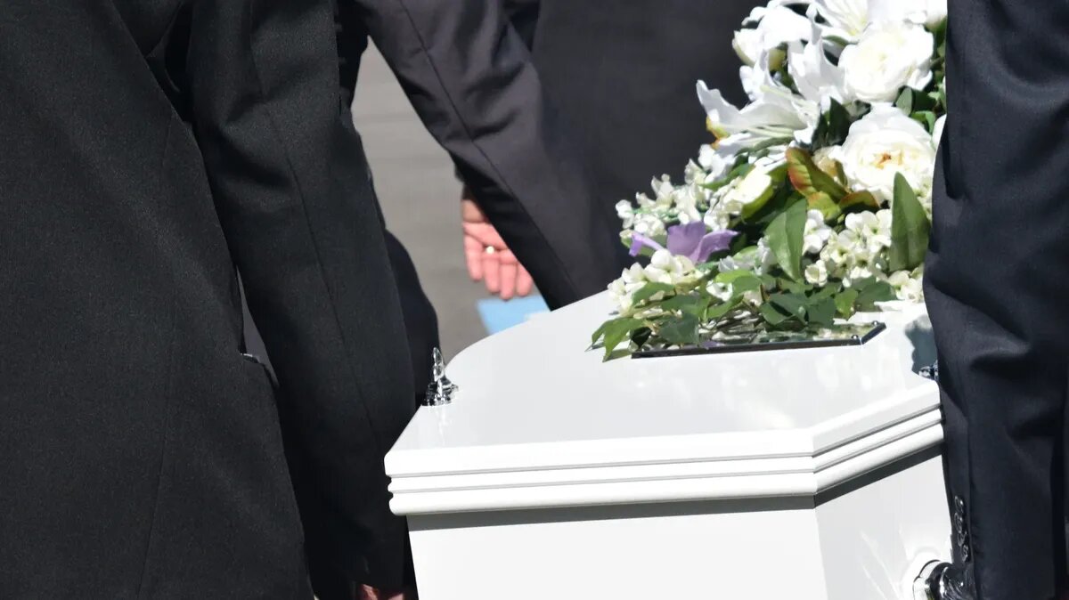 Похороны христиан: как проводят. Фото: www.piqsels.com