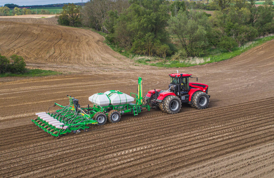    В Оренбургской области засеяно более 3,3 млн гектаров площадей Кристина Просвиркина