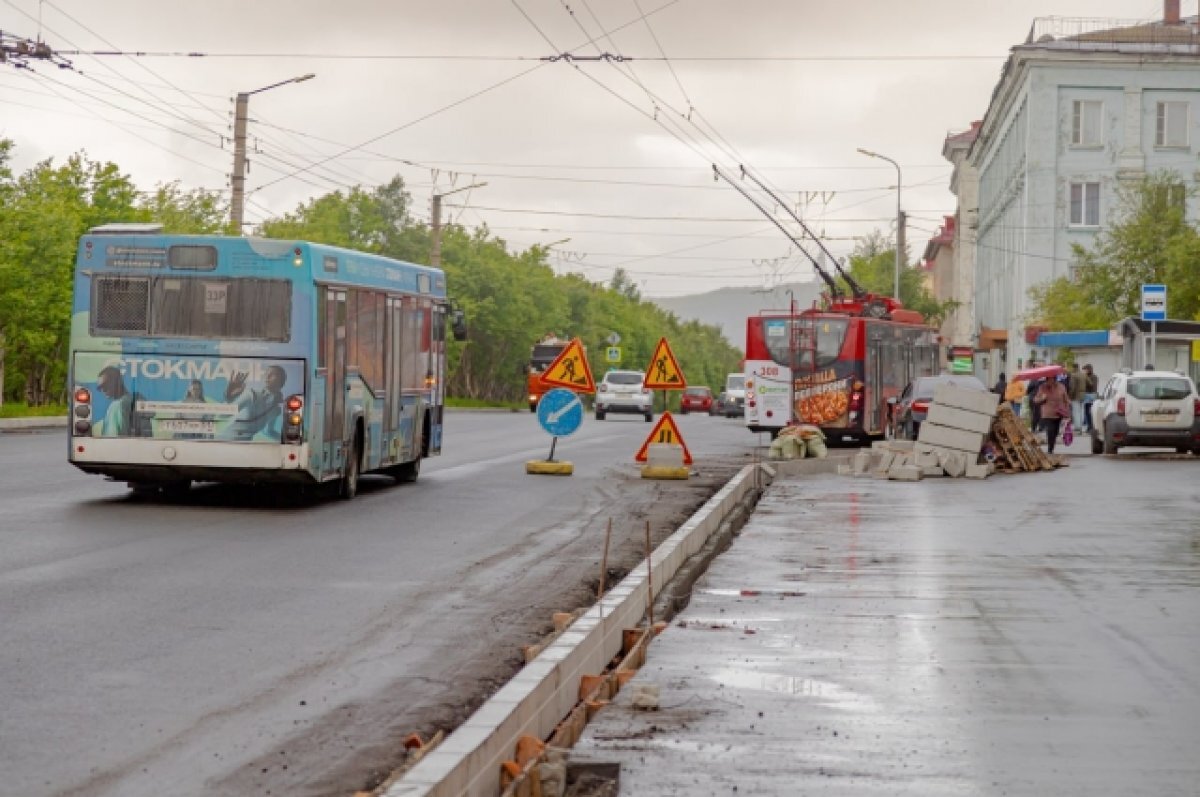    Участок дороги от ул. Егорова до ул. Книповича ремонтируют в Мурманске