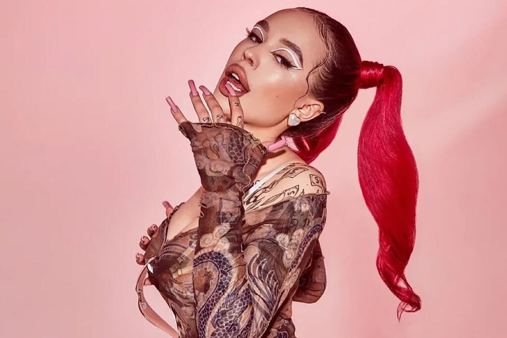    thevoicemag.ru Юлия Мишина