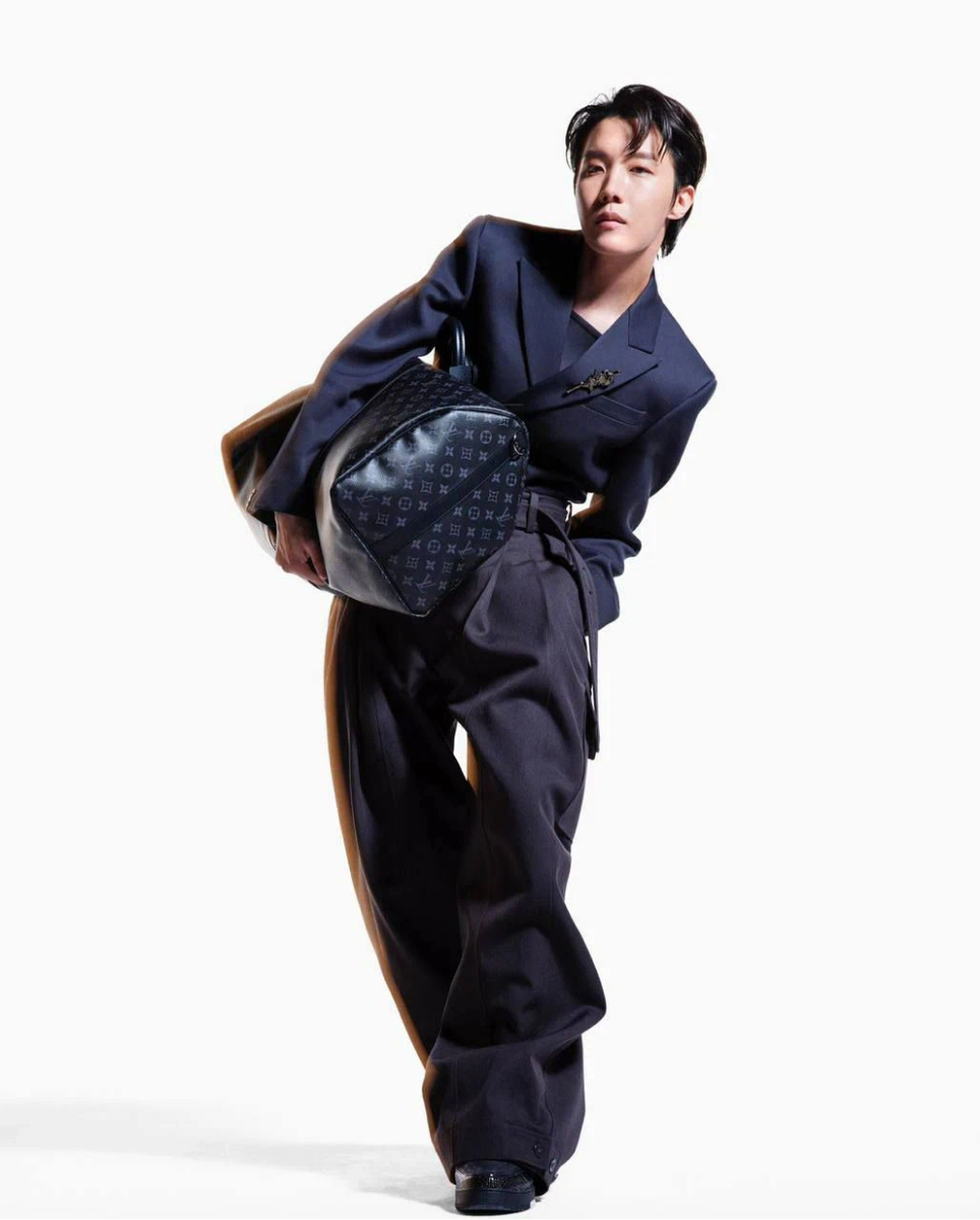    J-Hope из BTS снялся в рекламной кампании Louis Vuitton (фото 3)