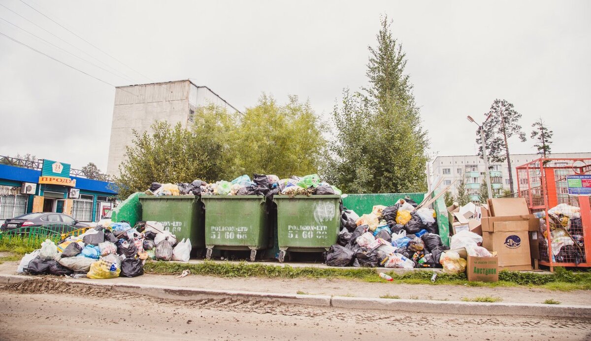 Можно ли вынести диван на мусорку во дворе