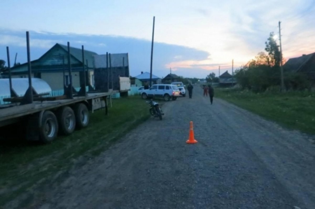    В Томской области подросток погиб под колесам мопеда ночью 15 июня