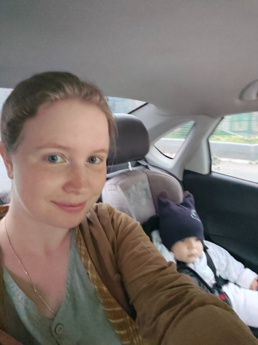 В такси едем в аэропорт😍