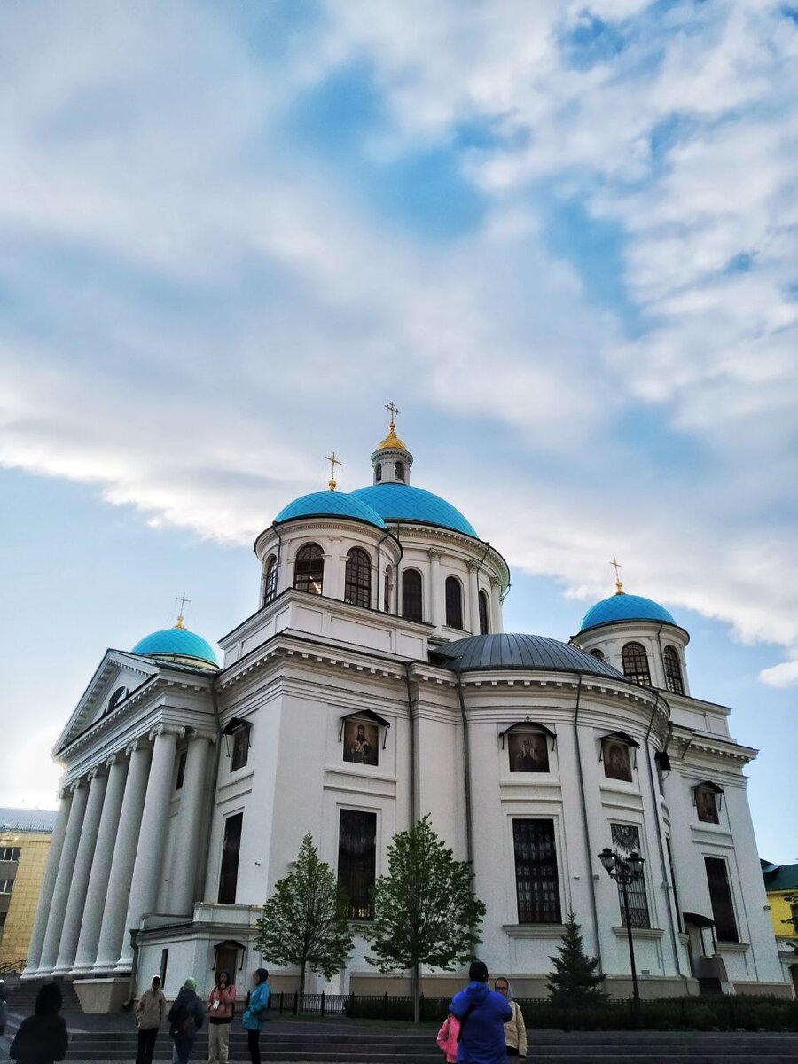 Храм Казанской иконы божьей матери в Казани: расписание богослужений,  фотографии, адрес | Наш Урал и весь мир. Цели и маршруты для  самостоятельных поездок | Дзен