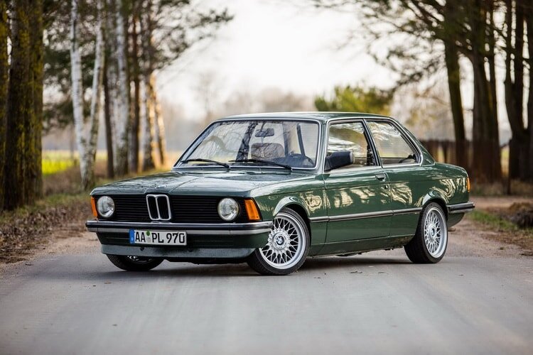 BMW E21     