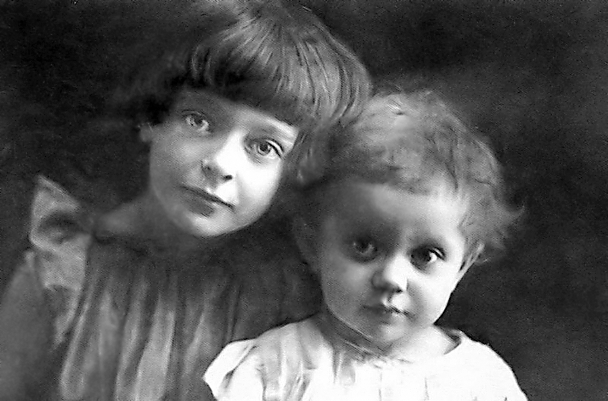 Ариадна и Ирина – две дочки Марины Цветаевой 