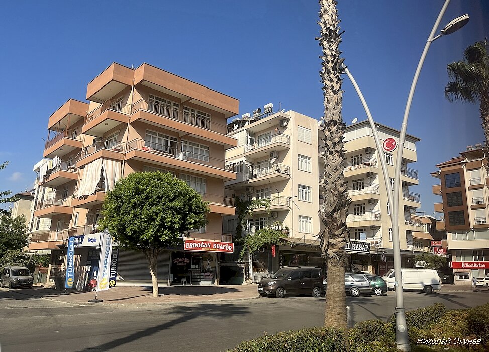 3. Аккуратно и чисто, без лишней суеты.