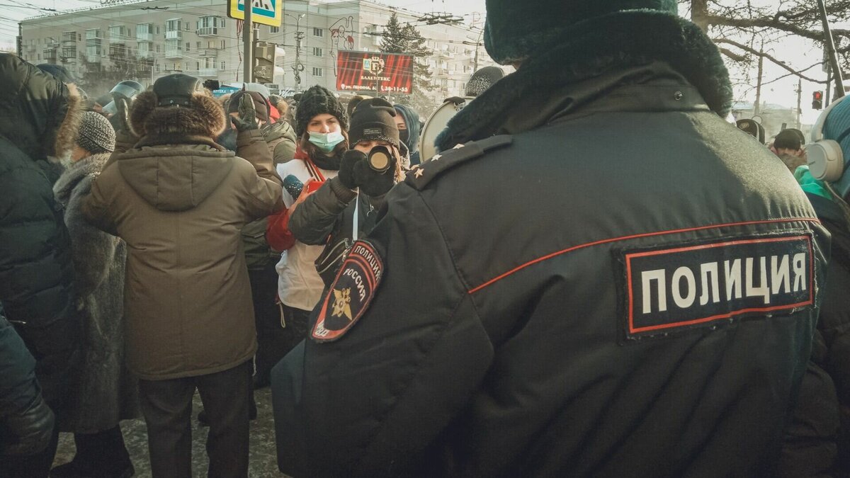     16-летняя Надя В. пропала в Нижнем Новгороде — объявлен сбор на ее поиски, сообщает ПСО «Волонтер».