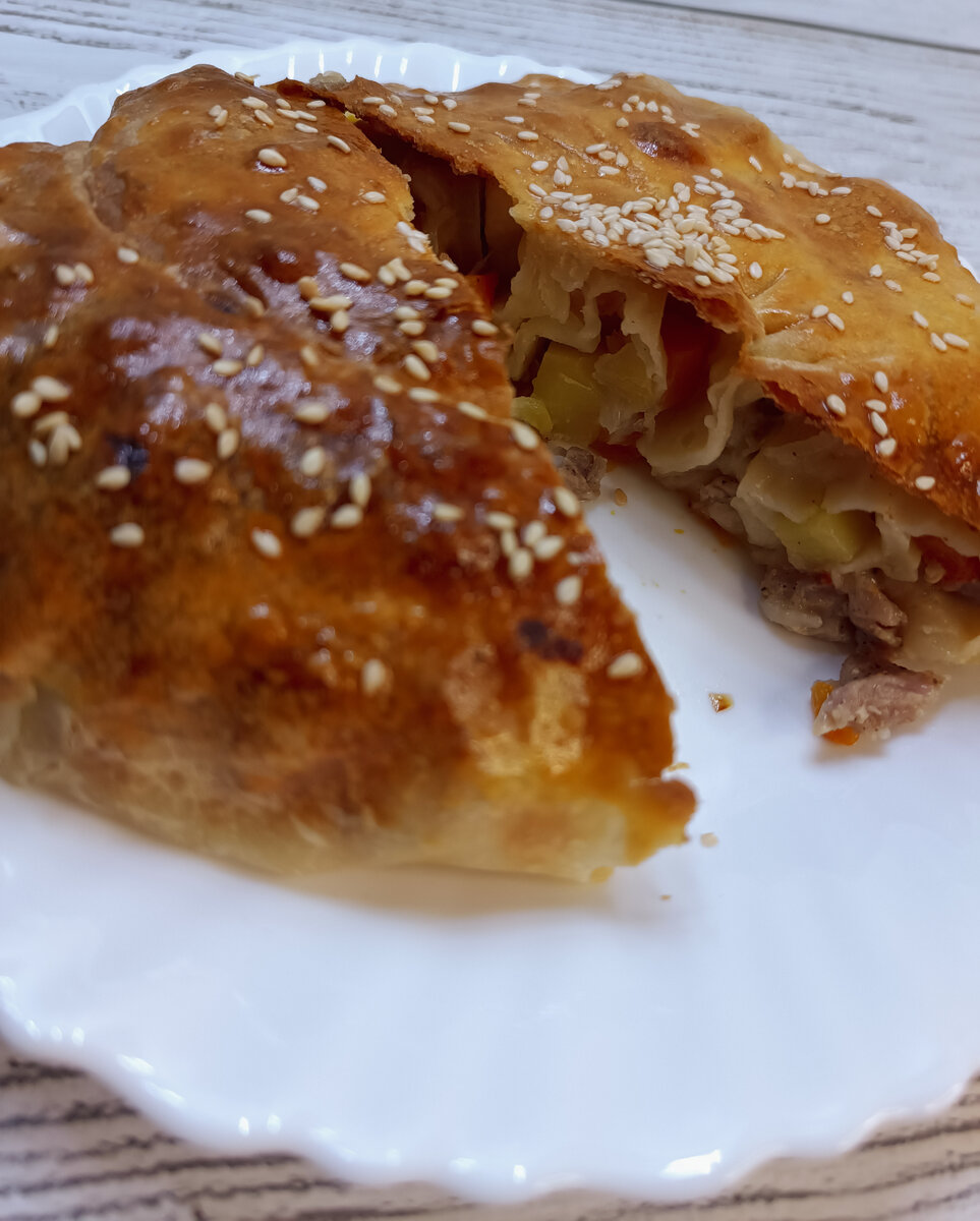 Вот такая красота и очень вкусный пирог получается.