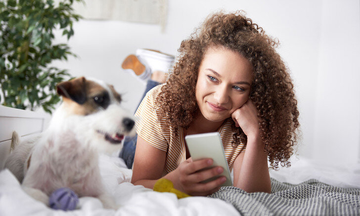 Не совсем маленькая собачка, но все же))