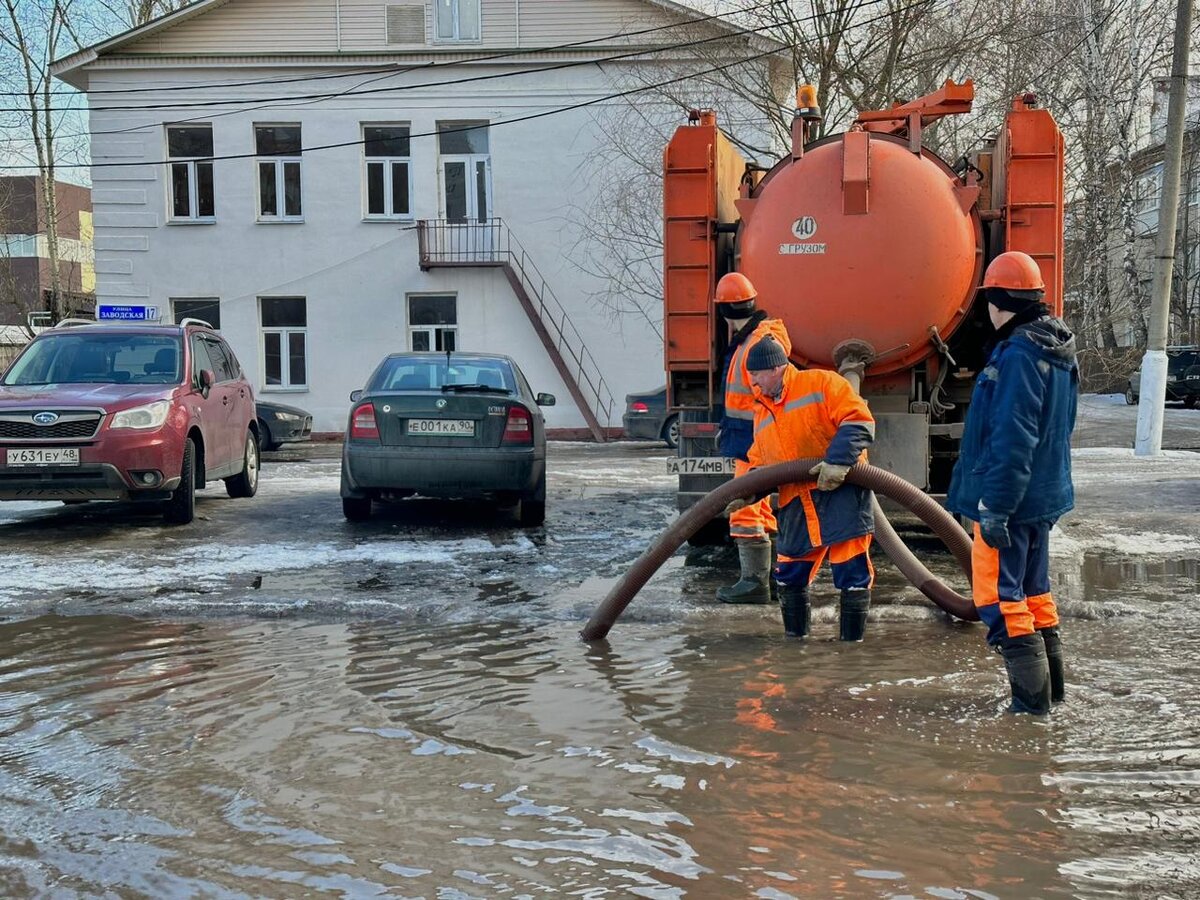 В Красногорске и Нахабине устраняют подтопления | RuNews24.ru | Дзен