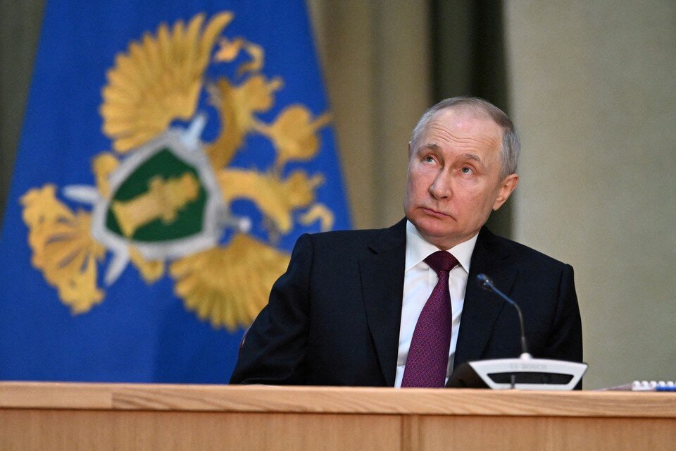     Владимир Путин  REUTERS