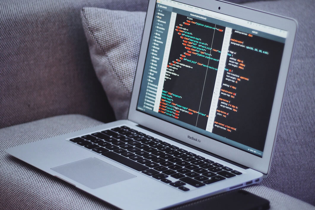 Пользоваться macOS страдание )