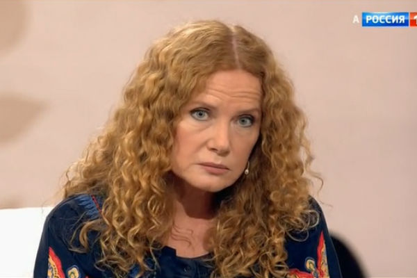 Ирины Бразговки. Кадр шоу «Судьба человека» на канале «Россия-1»