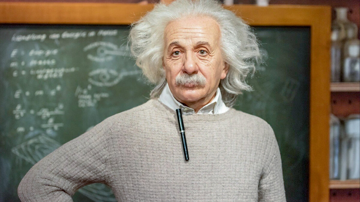 Гений Альберт Эйнштейн. Источник: https://clck.ru/33pgqm