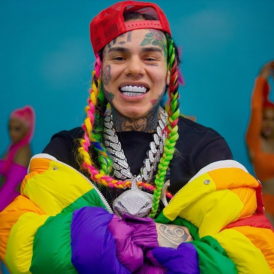 Феррари 6ix9ine Радужная