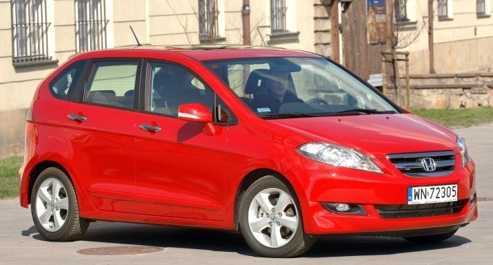      Honda FR-V