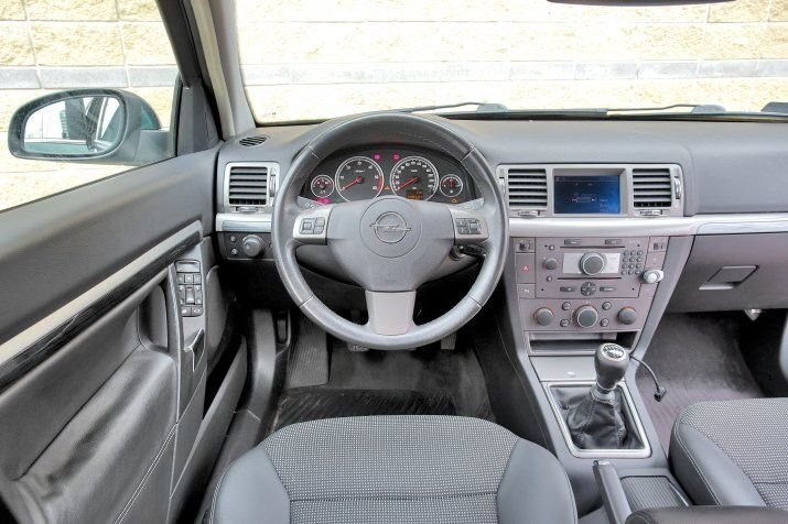      Ни дизайн интерьера, ни материалы, используемые для его отделки, больше не производят особого впечатления