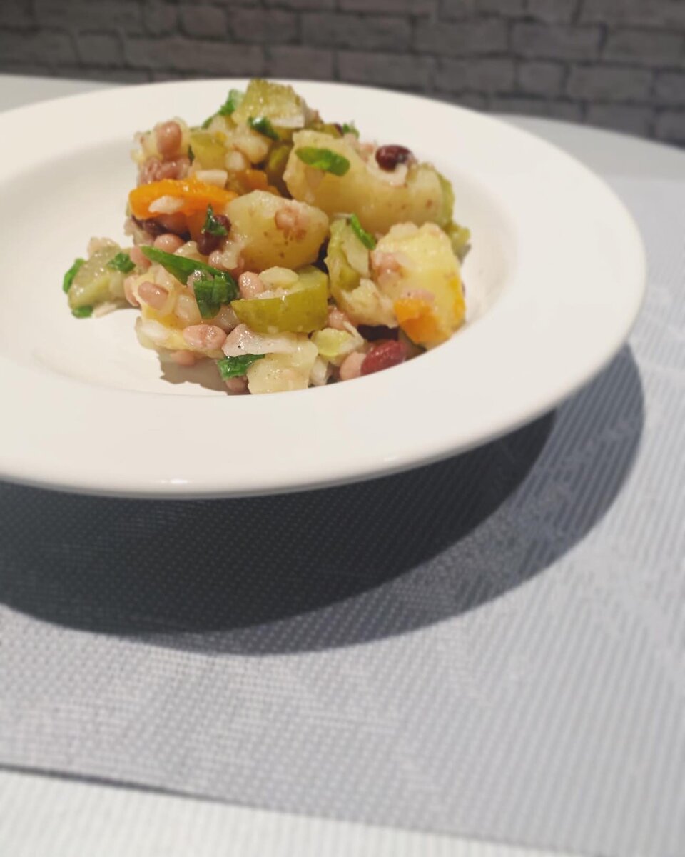 Салат из фасоли и картофеля) вкусно, но долго( фасоль заранее замочить... потом долго варить...#пост#50#рецептов#постного#стола