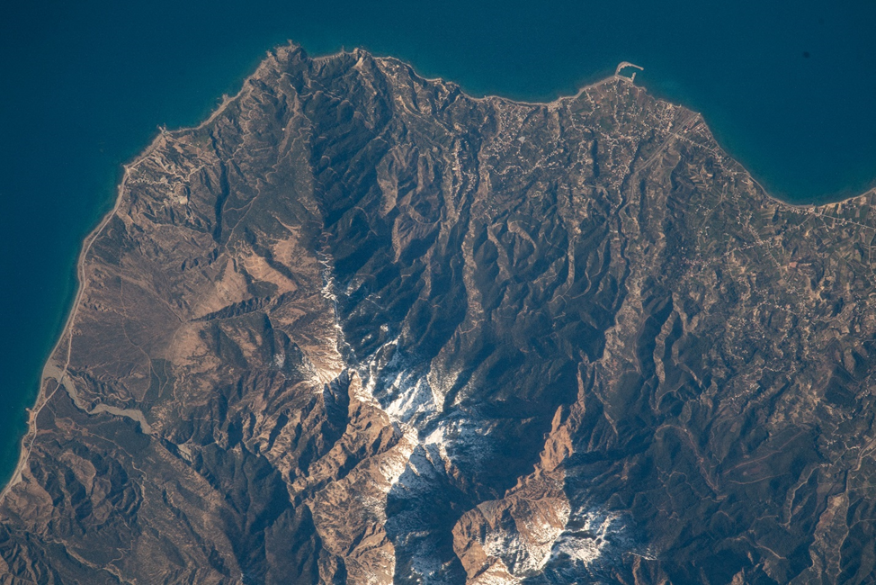 Южное побережье Турции на границе с Сирией с борта МКС. Фото: nasa.blog.com