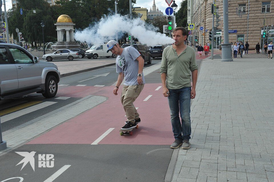     На самом деле, электронные сигареты - это реальный источник опасности. Михаил ФРОЛОВ