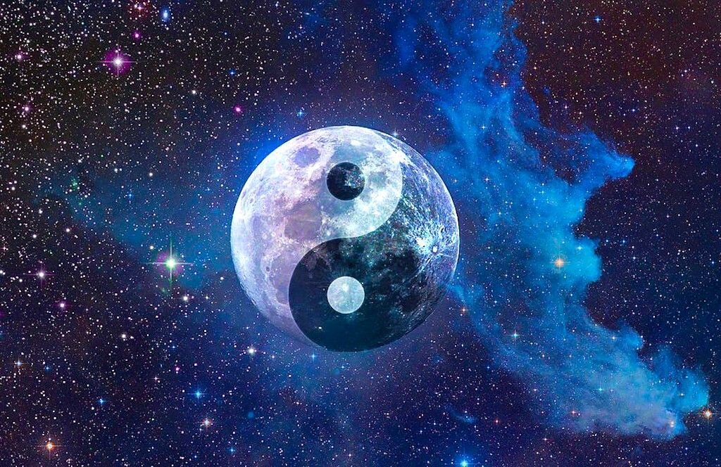                                                              две половинки мира