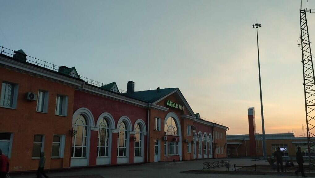     Корресподент «Новой Хакасии» провела опрос среди жителей республики о том, какие районы Абакана жители считают лучшими для жизни. Смотрим, что же выбрали абаканцы.