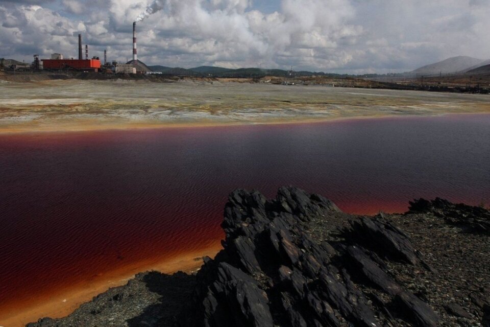 Любое природное явление могло спровоцировать распространение опасных веществ