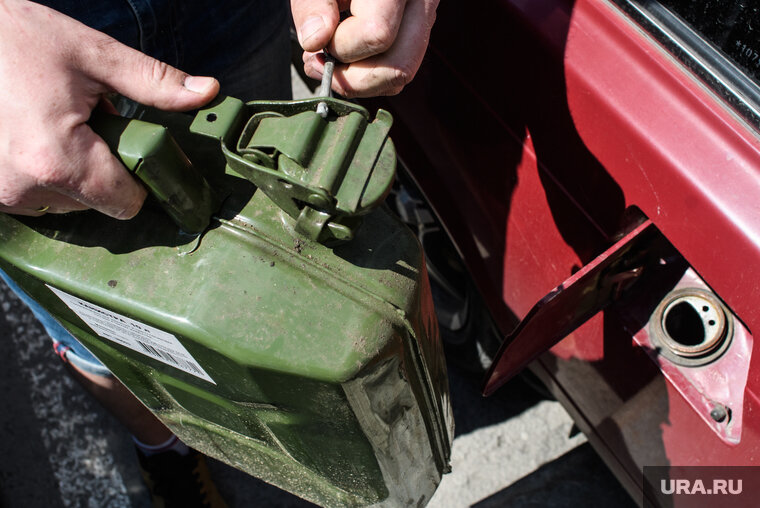    Очевидцы говорят, что воры действуют регулярно