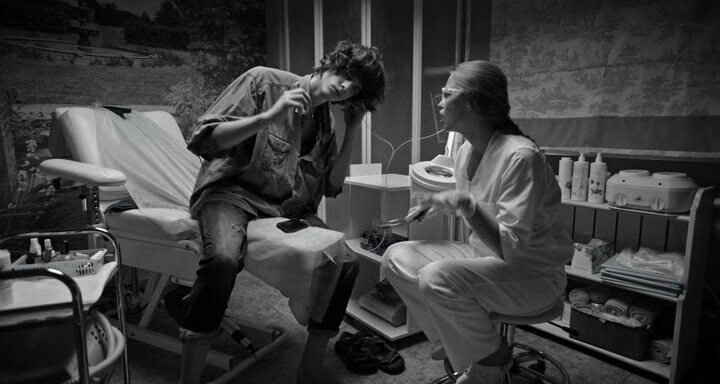 "Ке-ды", 2016 г., реж. Сергей Соловьёв. В роли Джаггера — Николай Суслов, в роли Амиры — Аглая Шиловская