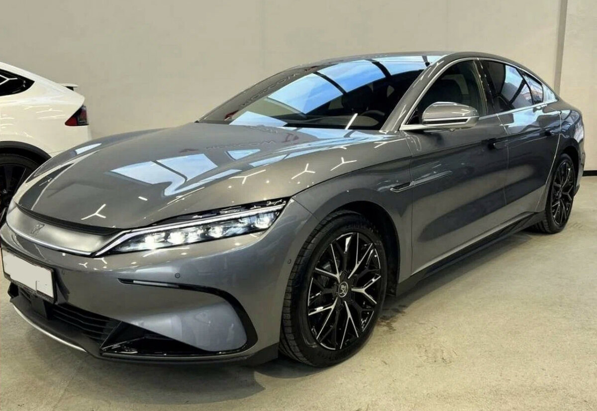 BYD Han EV I Рестайлинг, 2022 (≈6200000₽)