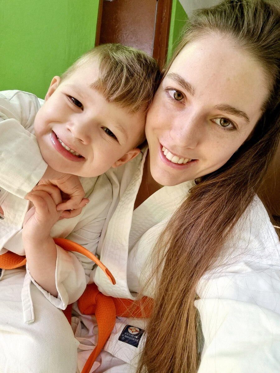 Мама за сыном