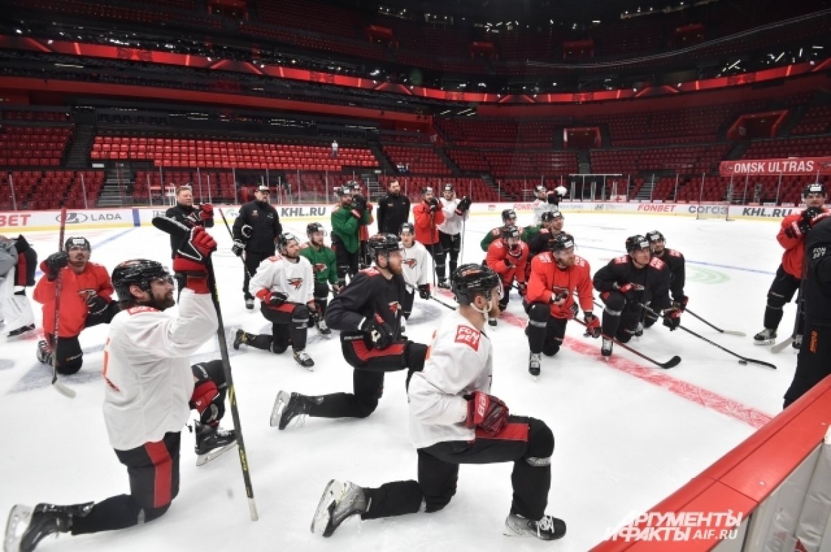    Трое игроков омского «Авангарда» получили приглашение в сборную России