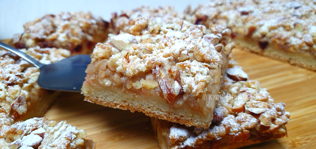 Готовлю пирог с яблоками и орехами. Нежный, в меру сладкий, лёгкий и простой в приготовлении