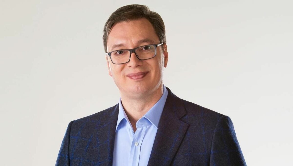     Президент Сербии Александр Вучич прокомментировал сообщения СМИ о его госпитализации. В беседе с изданием Sputnik Сербия он заявил, что информация об ухудшении состояния его здоровья не соответствует действительности.