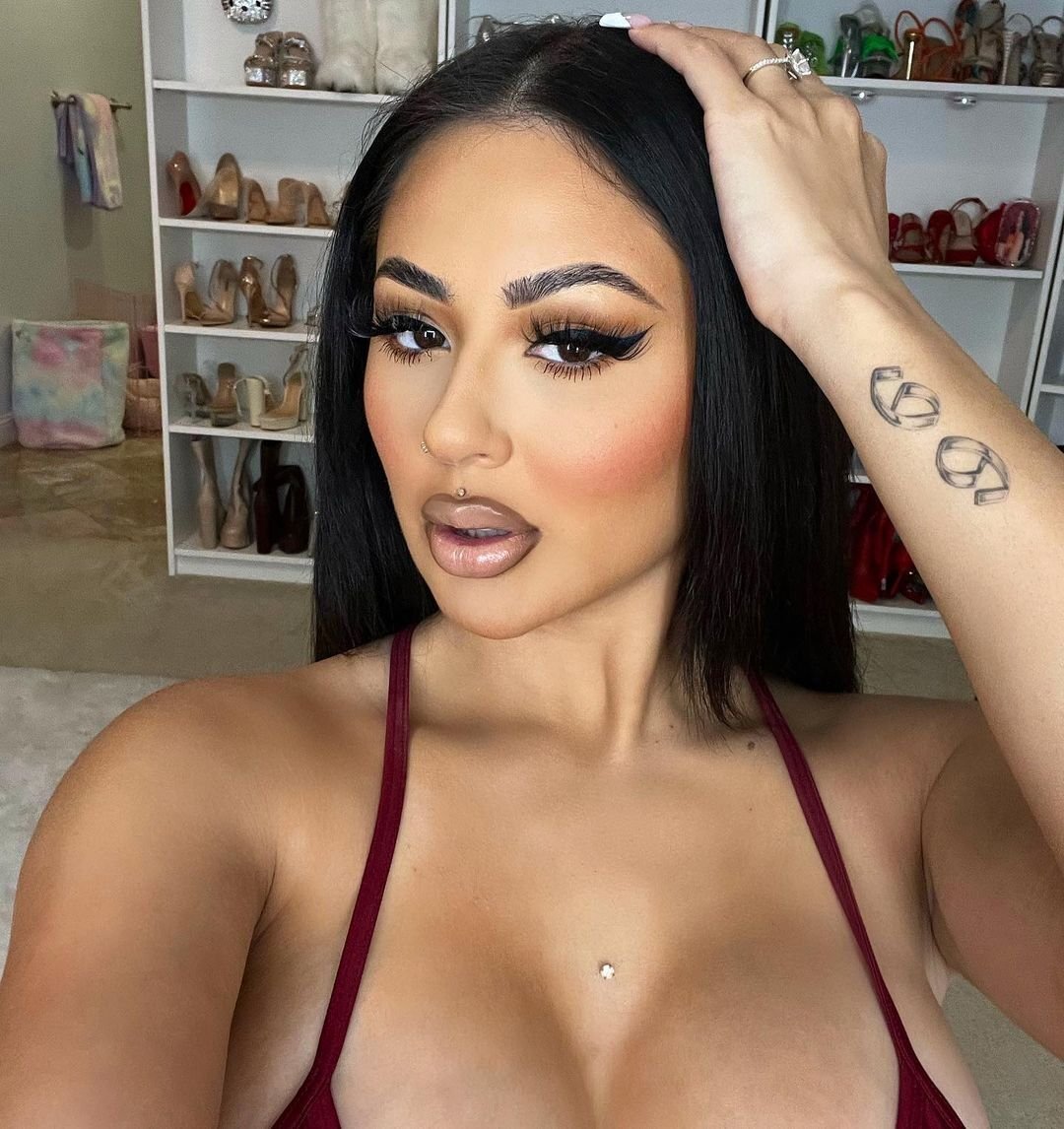 Листайте вправо, чтобы увидеть больше изображений