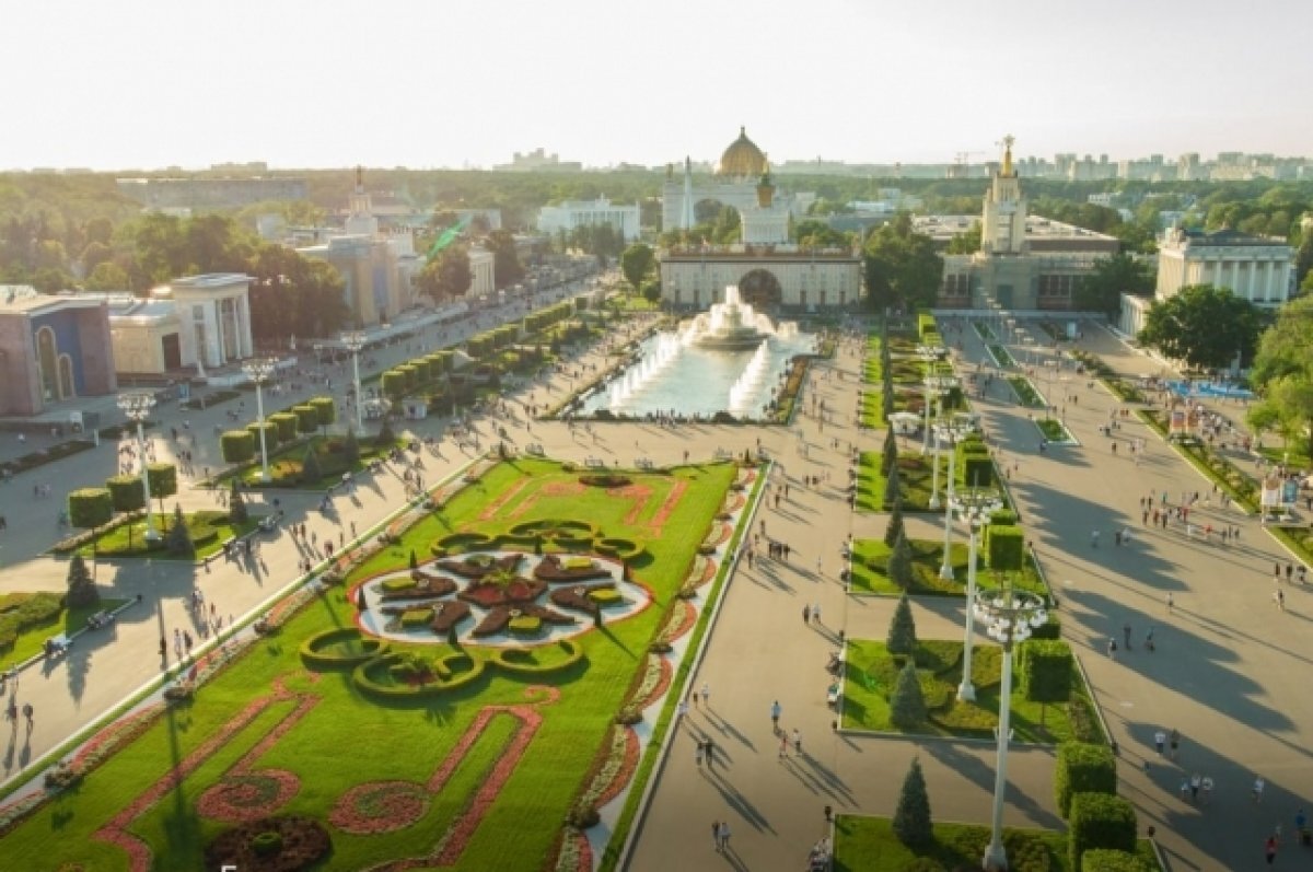    Собянин: этой весной ВДНХ украсят более миллиона цветов