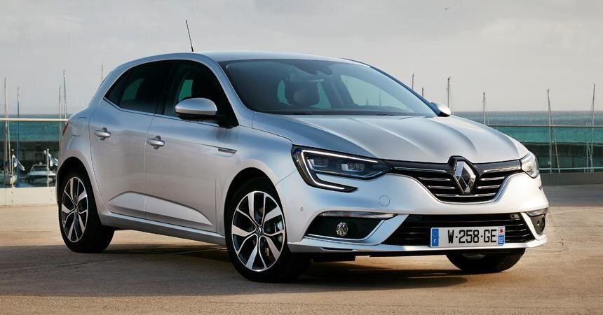 Хэтчбек Renault Megane-IV до России не доехал