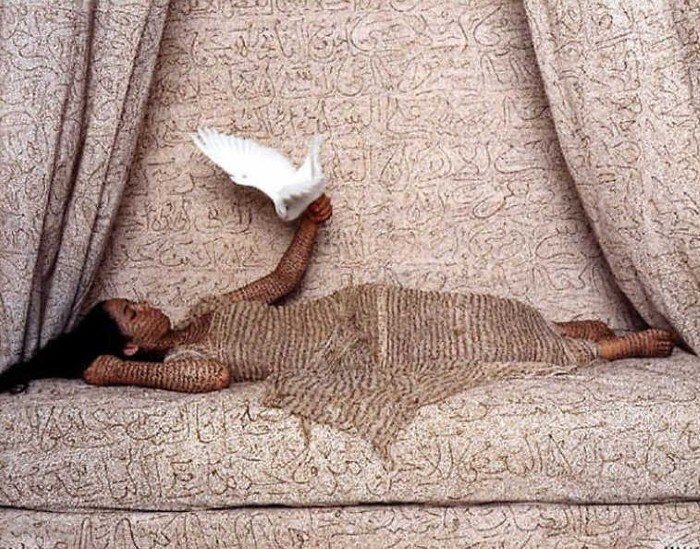 Вариант Лаллы, а на второй...