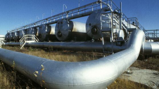    СМИ: ЕС предложил приостановить поставки нефти из РФ в ФРГ и Польшу по "Дружбе" Иван Обухов