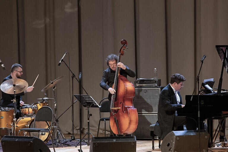    В Оренбурге стартовал фестиваль «Денис Мацуев представляет: Диалог поколений» Марина Шарт